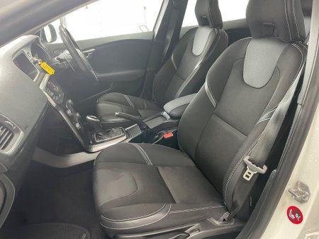 2017 Volvo V40 - photo 16