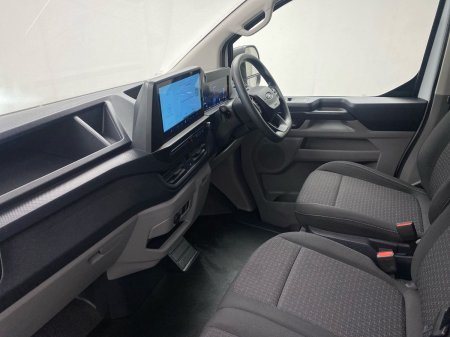 2026 Ford Transit Custom - photo 2