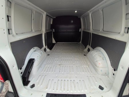 2024 Volkswagen Transporter - photo 8