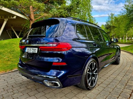2021 BMW X7 - photo 3