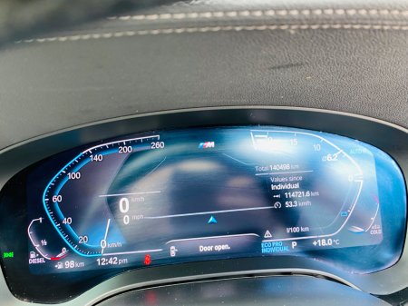 2023 BMW 5-Series - photo 15