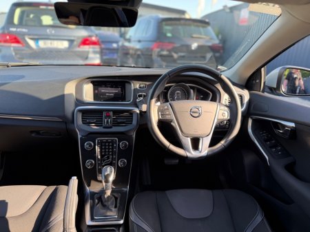 2019 Volvo V40 - photo 51