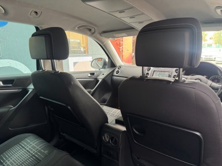 2015 Volkswagen Tiguan - photo 15