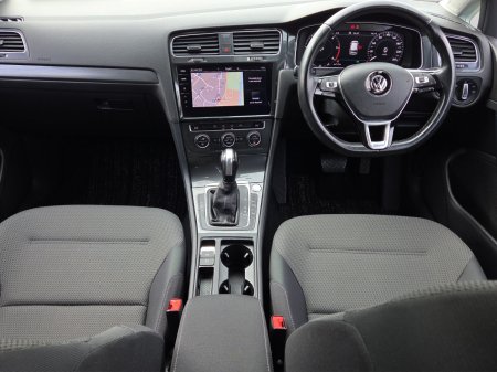 2020 Volkswagen Golf - photo 10
