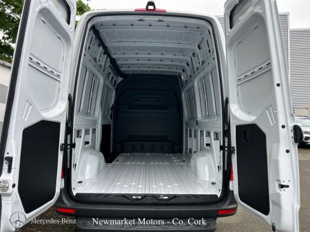 2027 Mercedes-Benz Sprinter - photo 17