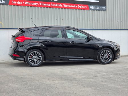 2017 Ford Focus - photo 6