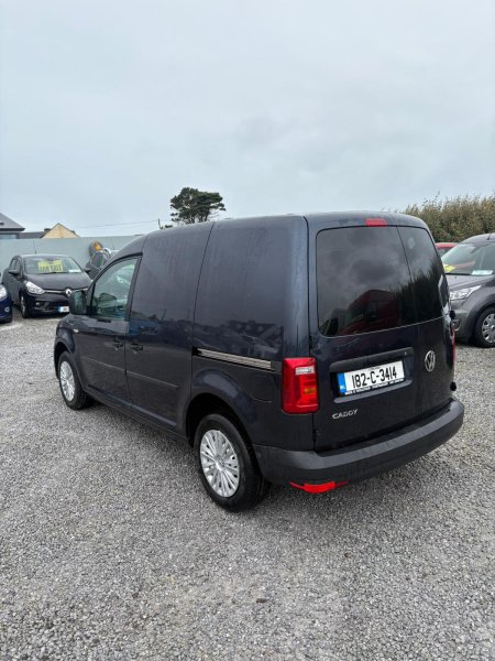 2018 Volkswagen Caddy - photo 2
