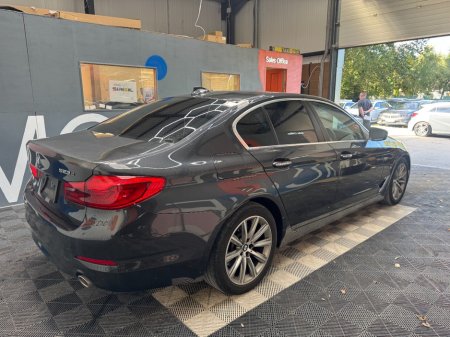 2017 BMW 5-Series - photo 3