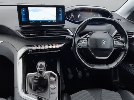 2021 Peugeot 5008 - photo 15