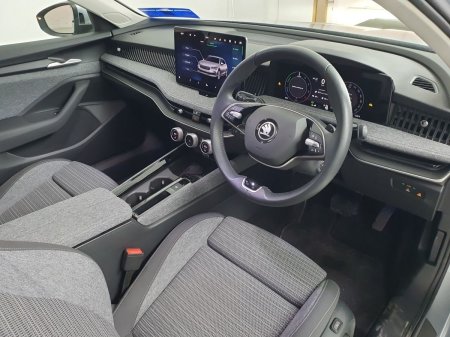2025 Skoda Superb - photo 11