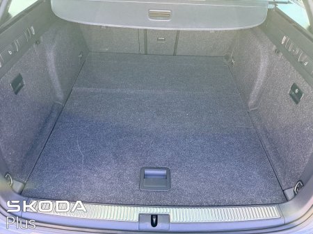 2023 Skoda Superb - photo 9