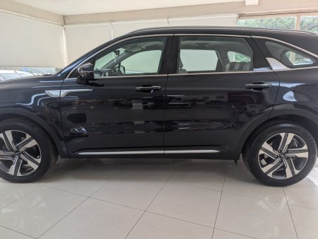 2023 Kia Sorento - photo 10