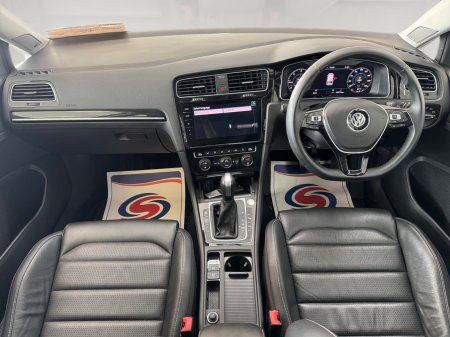 2020 Volkswagen Golf - photo 15