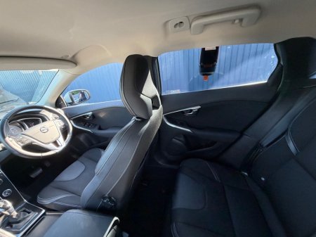 2019 Volvo V40 - photo 40