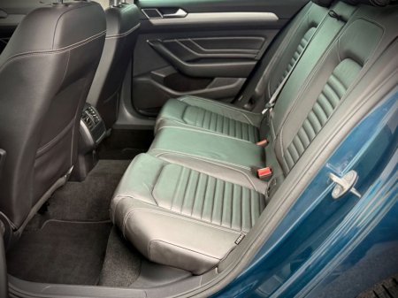 2020 Volkswagen Passat - photo 11
