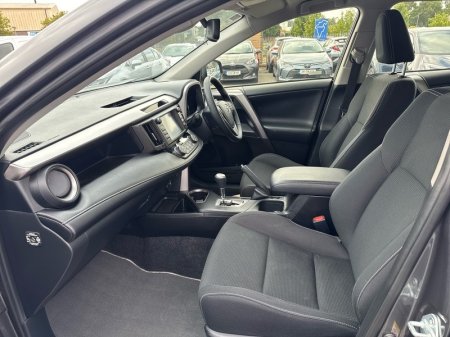 2018 Toyota RAV4 - photo 6