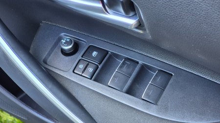 2019 Toyota Corolla - photo 20
