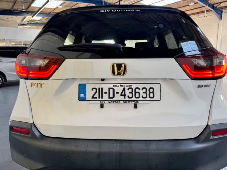 2021 Honda Fit - photo 8