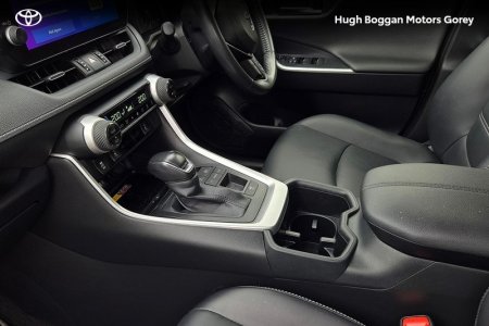 2024 Toyota RAV4 - photo 13