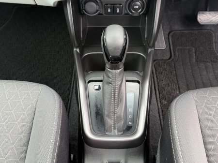 2024 Suzuki Swift - photo 4