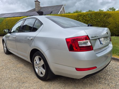 2017 Skoda Octavia - photo 6