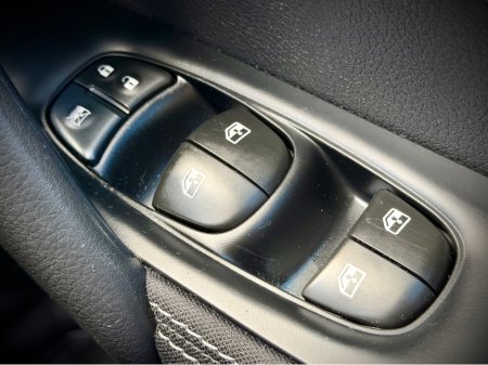 2018 Nissan Qashqai - photo 35
