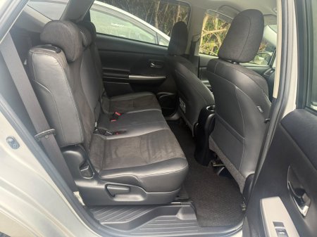 2017 Toyota Prius - photo 16