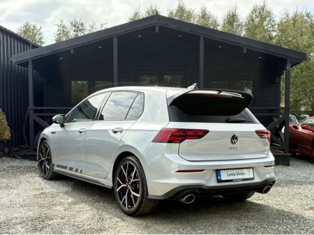 2024 Volkswagen Golf - photo 4
