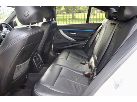 2017 BMW 3-Series - photo 11