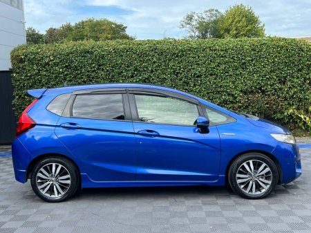 2017 Honda Fit - photo 2