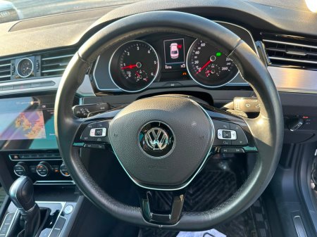 2018 Volkswagen Passat - photo 16