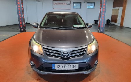 2012 Toyota Avensis - photo 2