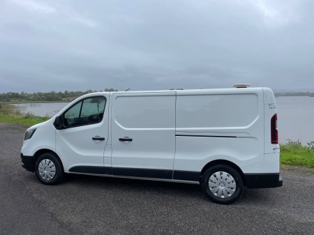 2023 Renault Trafic - photo 11