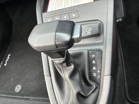 2026 Kia Stonic - photo 6