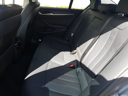 2023 BMW 5-Series - photo 20