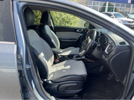 2021 Kia Ceed - photo 9