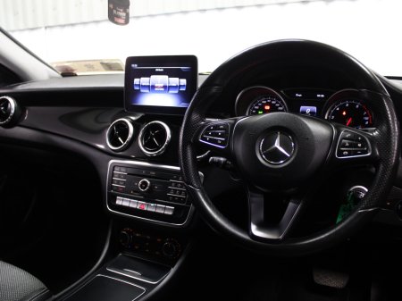 2018 Mercedes-Benz CLA - photo 15