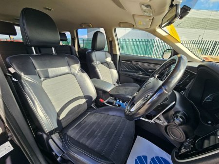 2019 Mitsubishi Outlander - photo 12