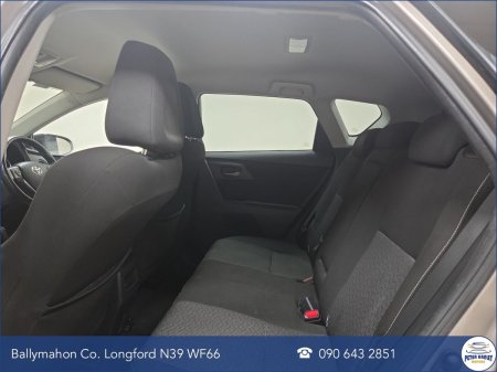 2015 Toyota Auris - photo 12