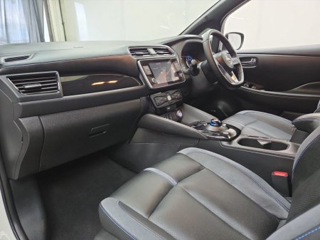 2024 Nissan Leaf - photo 4