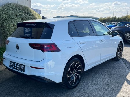 2023 Volkswagen Golf - photo 4