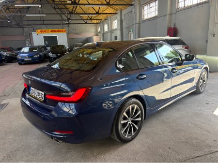 2023 BMW 3-Series - photo 17