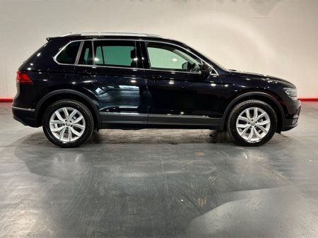 2019 Volkswagen Tiguan - photo 2