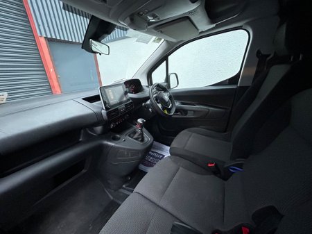 2022 Peugeot Partner - photo 11