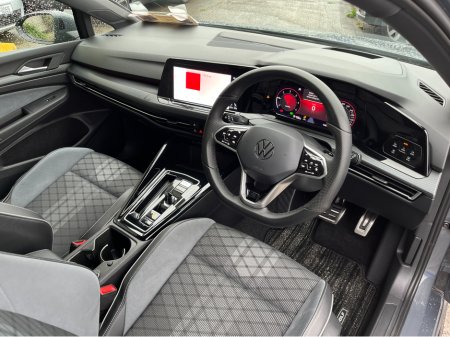 2024 Volkswagen Golf - photo 14