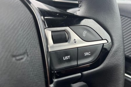 2024 Peugeot 208 - photo 33
