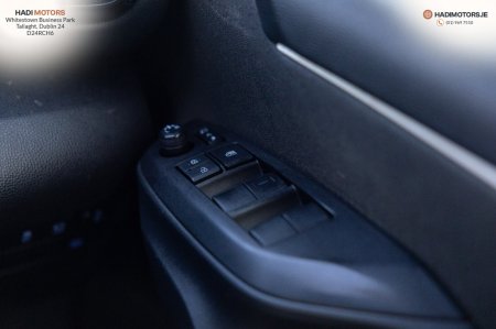 2020 Toyota Yaris - photo 20