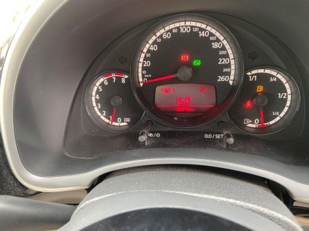 2013 Volkswagen Beetle - photo 6
