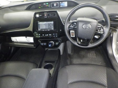 2021 Toyota Prius - photo 3