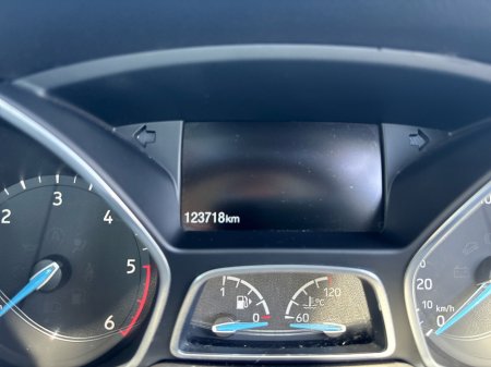 2017 Ford Focus - photo 13